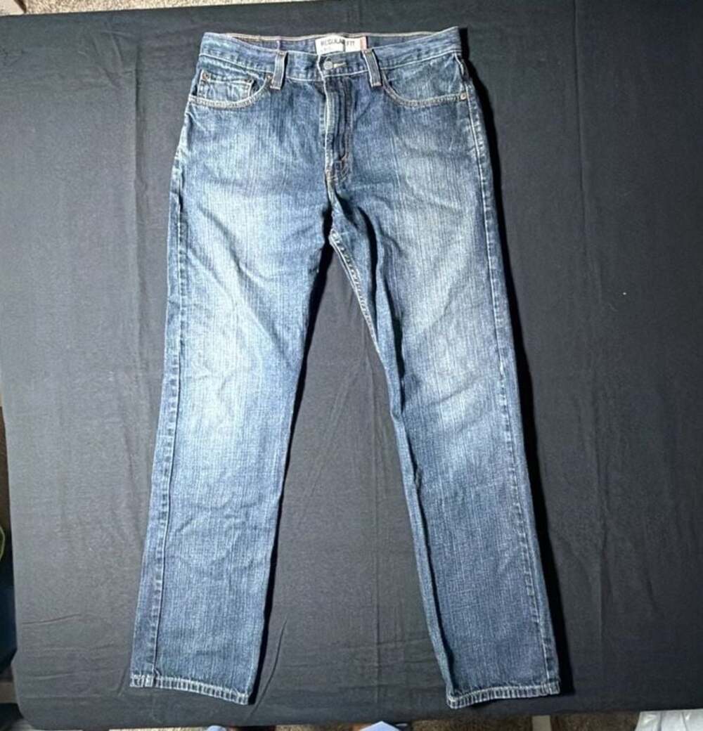 Levi's 505 Regular Fit Medium Wash Straight Leg Jeans Size 33x34